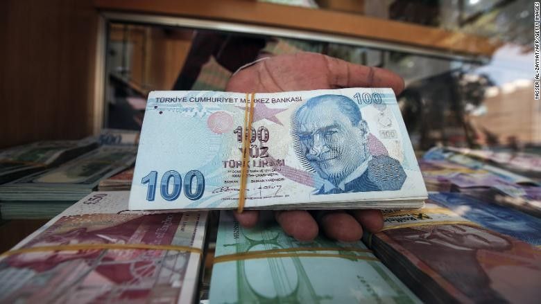 2018/08/180813113030-turkey-lira-notes-kuwait-780x439-1-e1534279186727.jpg