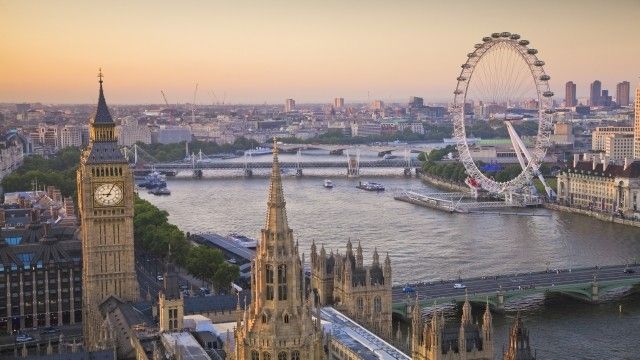 2018/09/76709-640x360-houses-of-parliament-and-london-eye-on-thames-from-above-640.jpg