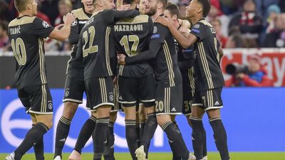 2018/10/ajax-2.jpg