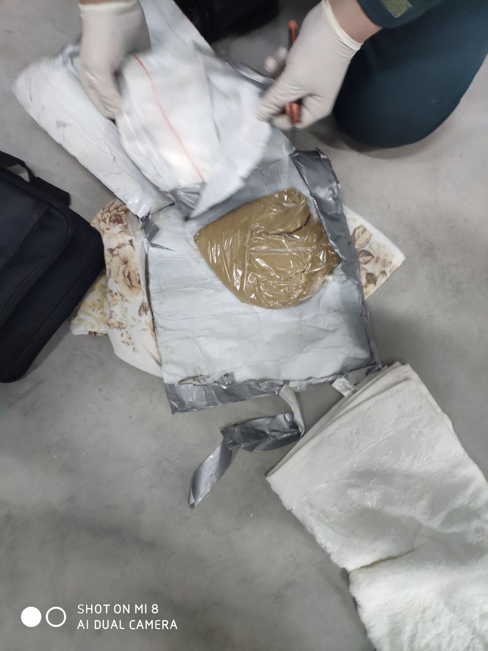 Aktakuzë për shitblerjen e 4.4 kg kokainë në Prizren ndaj tre të pandehurve - njëri gjendet në arrati