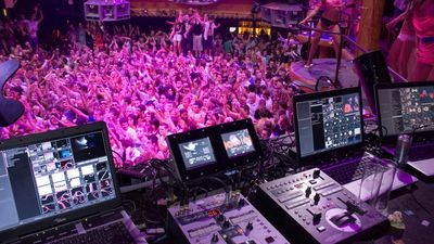 2019/04/digital_dj_equipment-e1555337626964.jpg