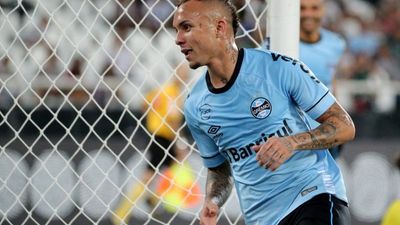 2019/04/Everton-Soares-Gremio-1.jpg