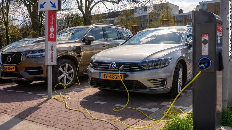 2019/05/electric-cars.jpg