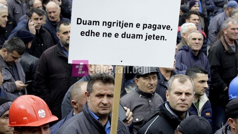 2019/06/Protesta-e-sindikates-dhe-punetoreve-te-KEK-ut-foto-Ridvan-Slivova-7-780x439.jpg