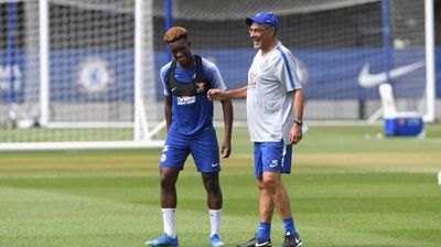 2019/07/Hudson-Odoi-Sarri.jpg