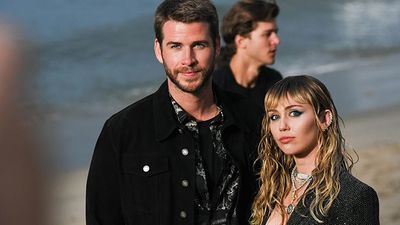 2019/08/miley-cyrus-liam-hemsworth-2-e1565878534260.jpg