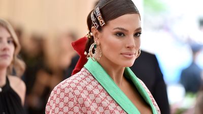 2019/09/ashley-graham-attends-the-2019-met-gala-celebrating-camp-news-photo-1147411066-1562012962.jpg