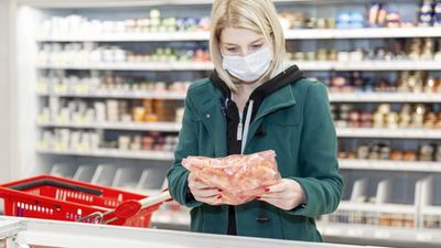 2020/04/blond-woman-medical-mask-is-shopping-supermarket-frozen-food-department-quarantine-during-coronavirus-pandemic_120897-1187.jpg