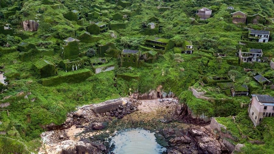 2020/05/http___cdn.cnn_.com_cnnnext_dam_assets_180614173238-china-houtouwan-ghost-village-968035836.jpg