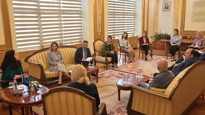 2020/06/2020_06_05_Kryetarja-Osmani-takon-përfaqësuesit-e-Javës-së-Kosovës-për-Zhvillim-të-Qëndrueshëm-1.jpg