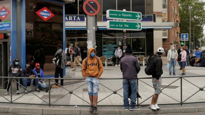 2020/09/2020-09-19t121456z_1_lynxnpeg8i0fh_rtroptp_4_health-coronavirus-spain-madrid.jpg