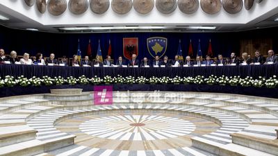 2020/10/Takimi-i-qeverive-Kosove-Shqiperi-Isa-Mustafa-e-Edi-Rama-foto-Ridvan-Slivova-33.jpg