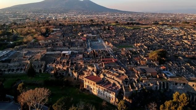 2020/10/http___cdn.cnn_.com_cnnnext_dam_assets_201012084418-restricted-file-pompeii-italy-0221.jpg
