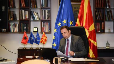 2020/10/Osmani-Roma-forum-2.jpeg