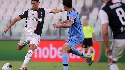 2020/11/juventus-ronaldo-gegen-lazio-rom-2020.jpg