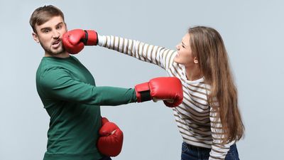 2020/11/bigstock-Couple-fighting-in-boxing-glov-224693743copy.jpg