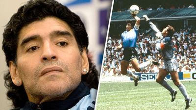 2020/11/maradona-vs-angli-2.jpg