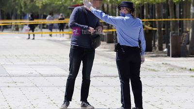 2021/03/policia-duke-kontrolluar-qytetaret-per-kohen-e-levizjes-pandemia-koronavirus-covid-19-foto-Ridvan-Slivova-3.jpg