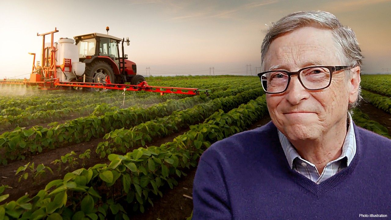 2021/04/Bill-Gates-farmland.jpg