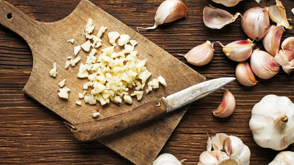2021/06/chopped-garlic.jpg