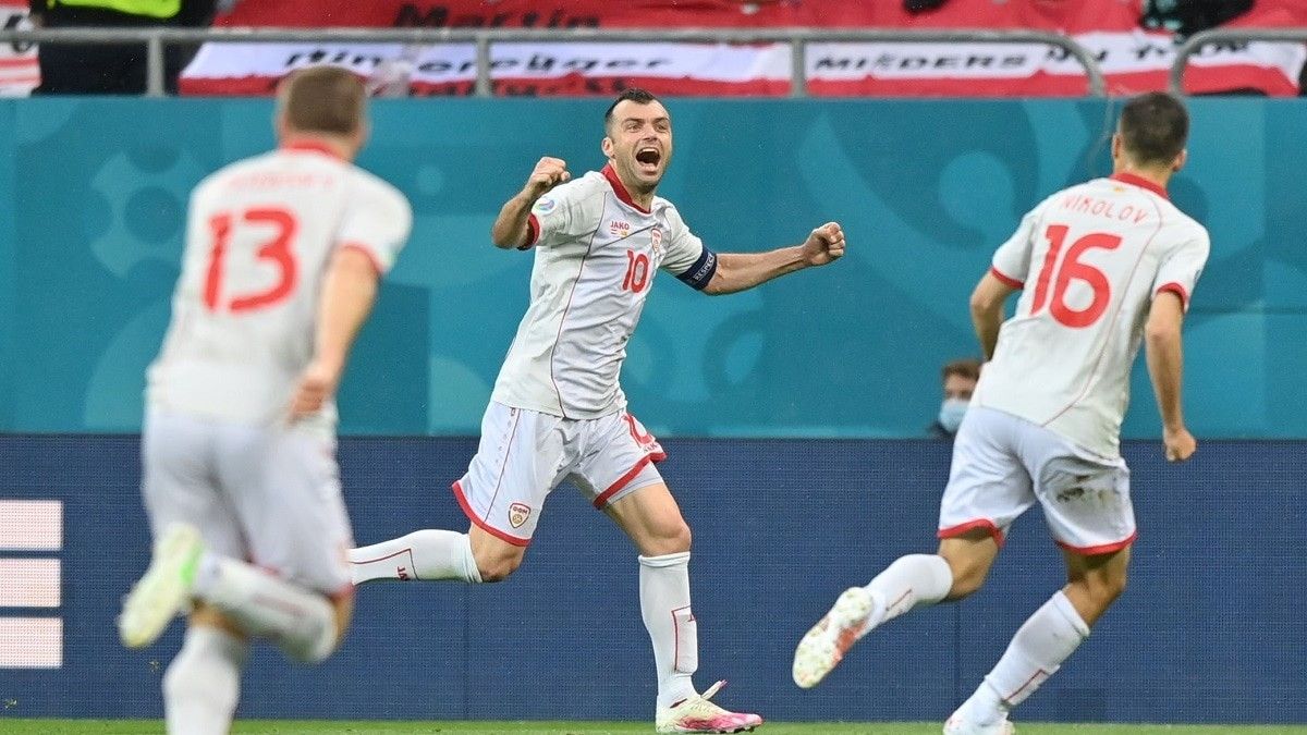2021/06/Goran-Pandev-made-history-and-Macedonias-first-goal-in-the.jpg