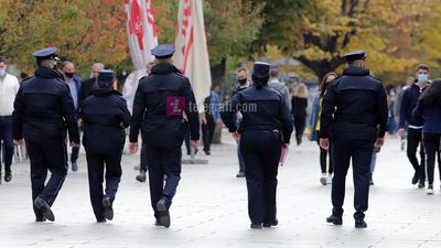 2021/06/policia-ne-zbatim-per-venjen-e-maskave-pandemia-covid19-foto-Ridvan-Slivova-11.jpg