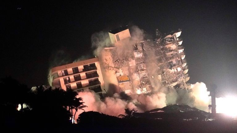 2021/07/skynews-miami-building-collapse_5437436.jpg