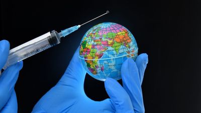 2021/10/global-vaccine.jpg