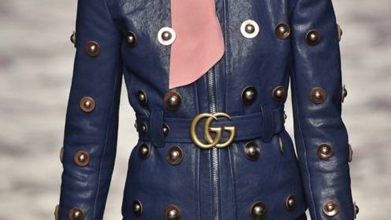 2021/11/how-to-style-a-gucci-belt-284081-1605810709252-image.500x0c-e1606737737372-780x439-1.jpg