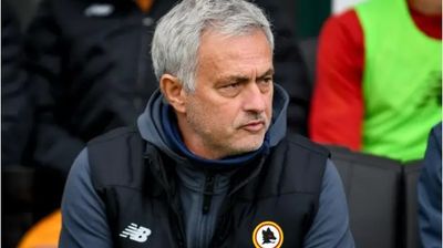 2021/11/mourinho-2-1.jpg