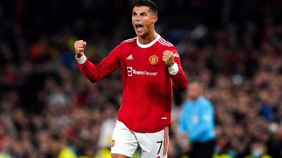 2021/11/Cristiano-Ronaldo-Manchester-United-Villarreal.jpg