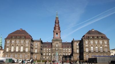2021/12/Christiansborg_Denmark-1024x683-1-e1639666766330.jpg