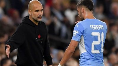 2021/12/guardiola-torres.jpg