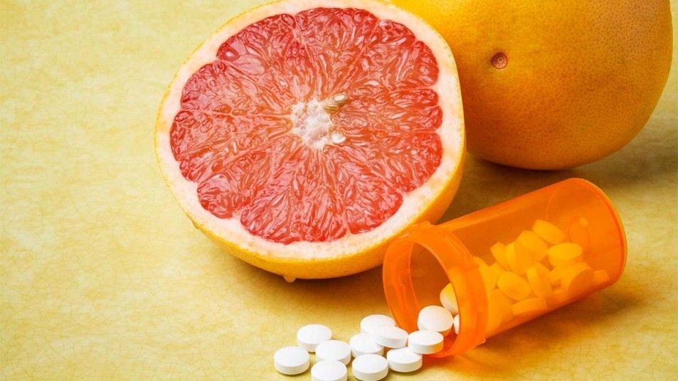 2021/12/Grapefruit-and-medications.jpg