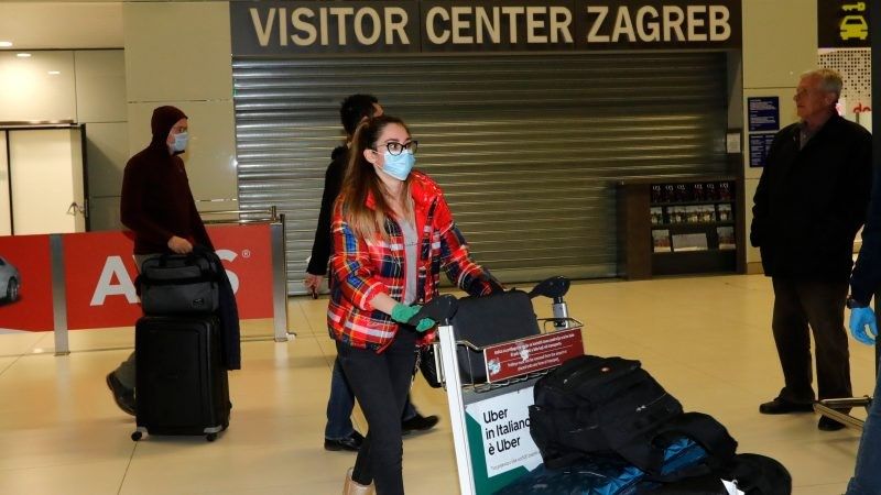 2022/01/Croatians-at-Zagreb-airport-800x450-1.jpg
