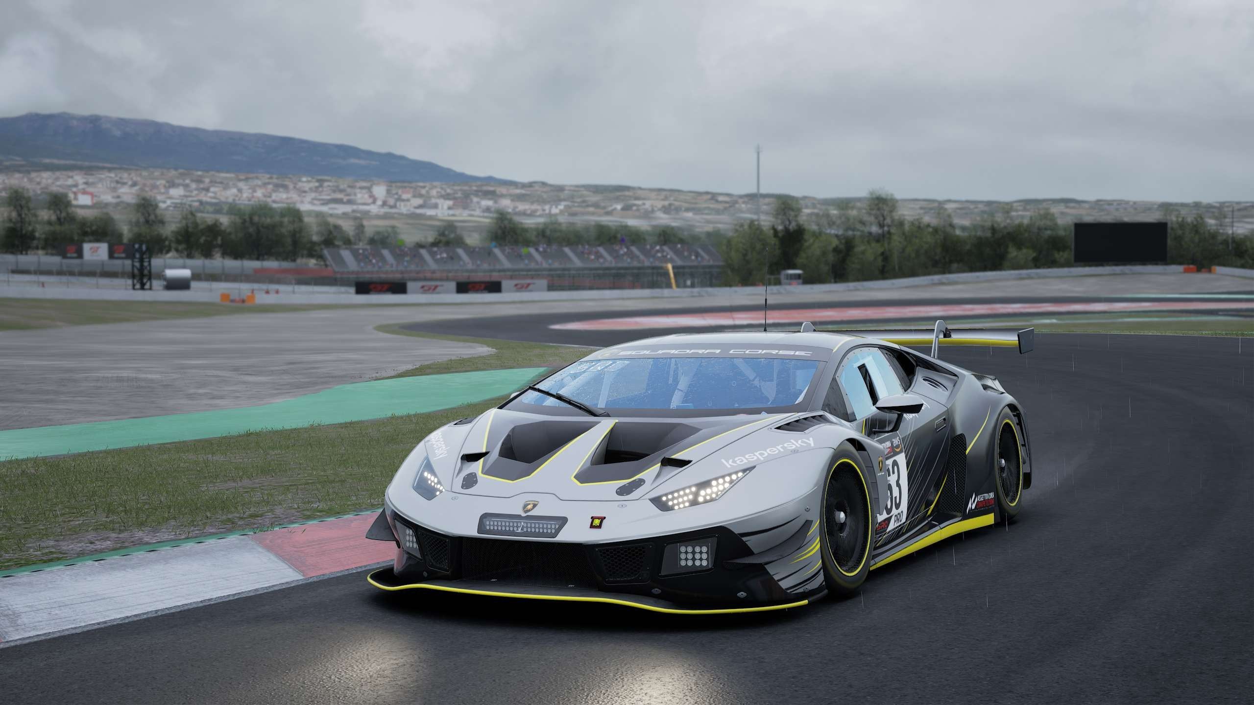 2022/04/lamborghini-esports.jpg