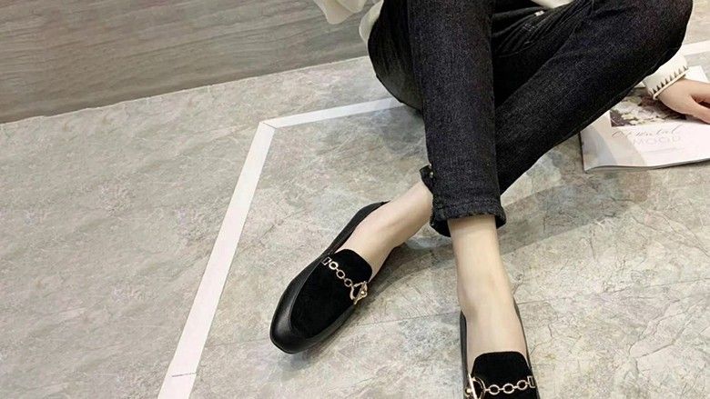 2022/04/black-genuine-leather-suede-gold-chain-loafers.jpg