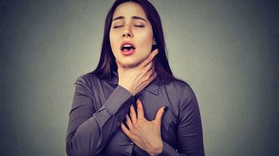 2022/04/5_Woman-having-asthma-attack-or-choking-cant-breath-suffering-from-respiration-problems.jpg