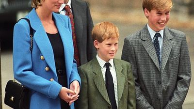 2022/07/eton-england-september-6-1995-princess-diana-prince-harry-news-photo-1597245297-e1656744114908.jpg