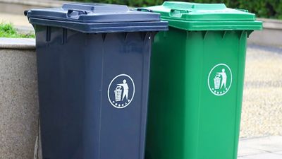 2022/07/Recycle-Bins-Outdoor-Industrial-Bin-Waste-Trash-Cans-120L-240L.jpg