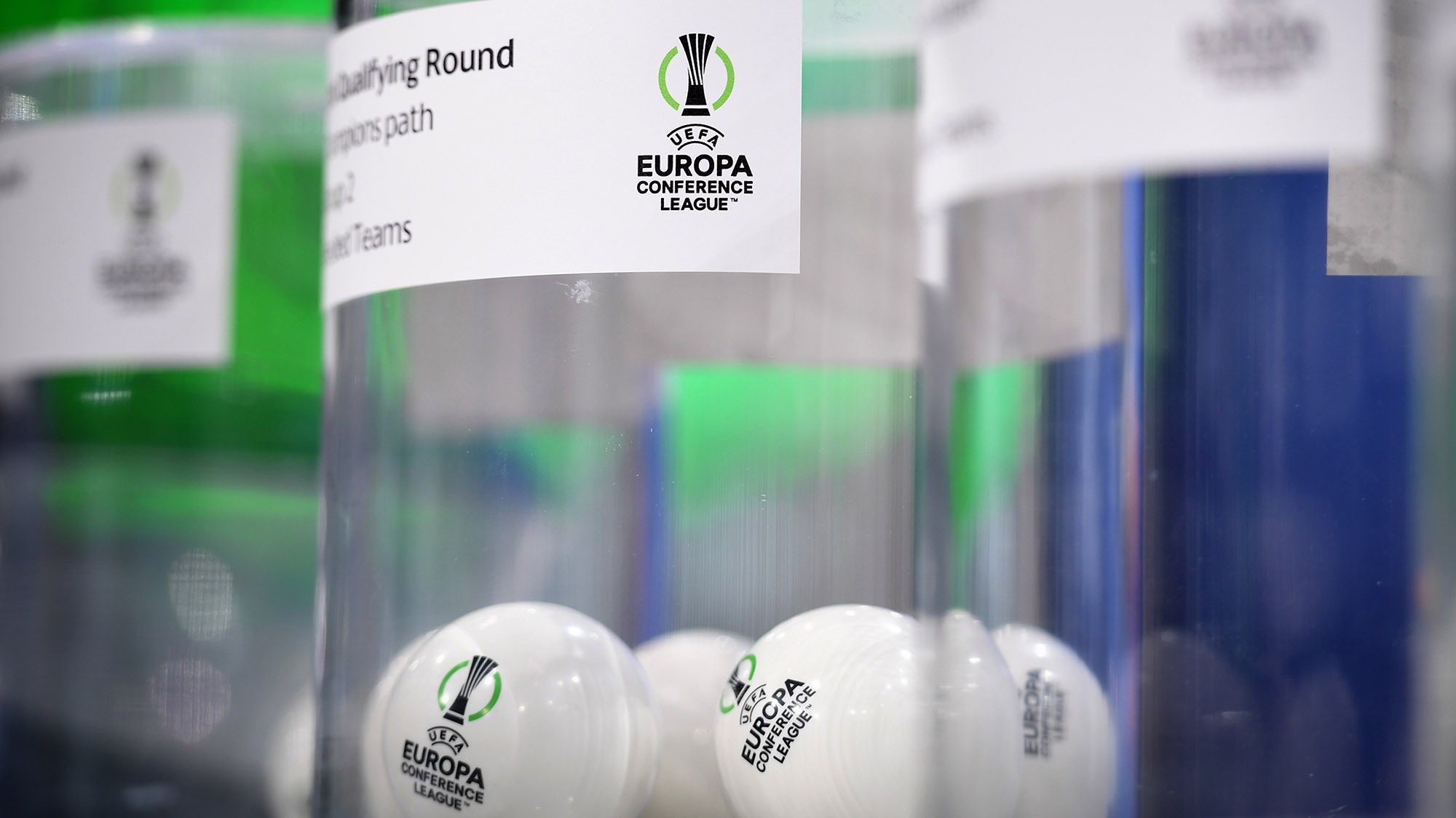 2022/11/uefa_1.jpg