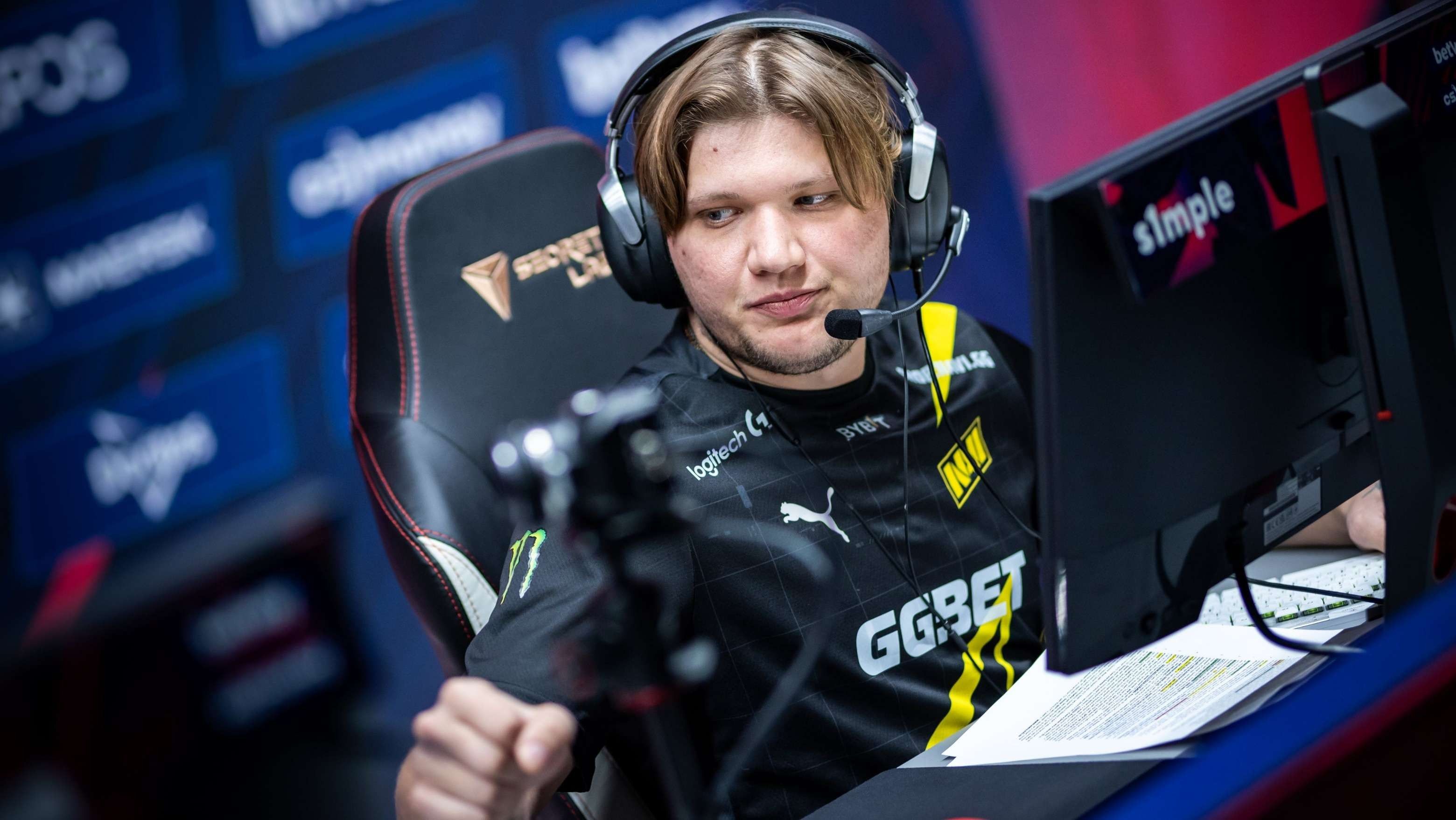2022/11/s1mple12-scaled.jpg