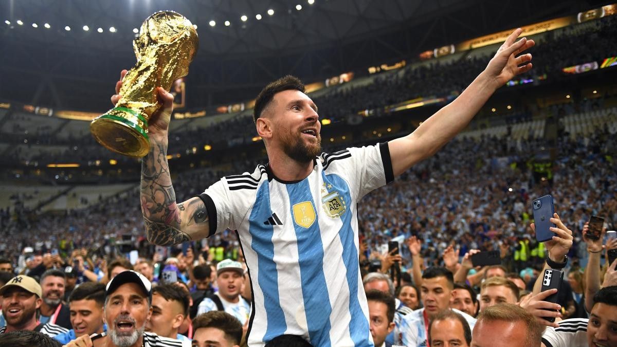 2022/12/Lionel-Messi-FIFA-World-Cup-Winner-2022.jpeg