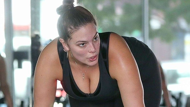 2023/01/Ashley-Graham-at-the-gym-in-Los-Angeles-16.jpg