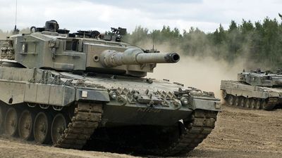 2023/04/Leopard-2A4-Tank-1.jpg