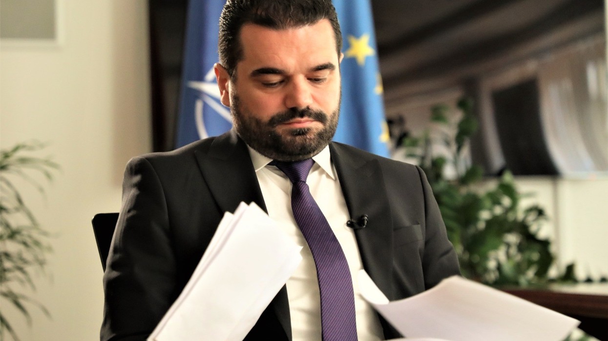 Lloga: Kërkesa për dhënien e provimit të Jurisprudencës edhe në shqip u dërgua në Kuvend, por e tërhoqën nga procedura pa asnjë arsyetim