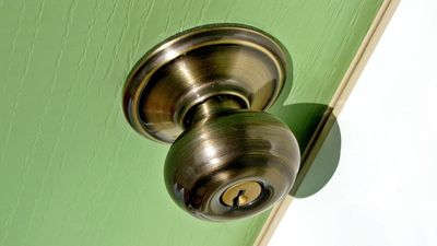 2023/06/brass-doorknob-royalty-free-image-1596835946.jpg