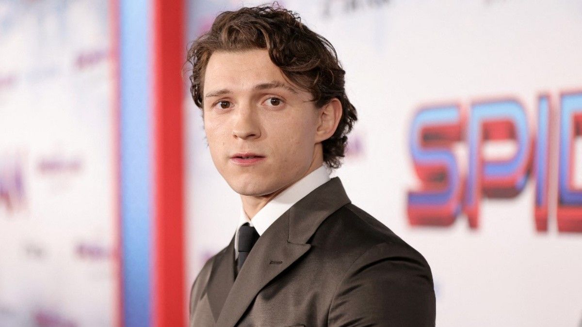 2023/07/tom-holland-125348.jpg