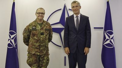 2023/09/NATO-Segretary-General-Stoltenberg-and-Major-General-Ristuccia.jpg