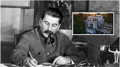 2023/09/stalin-house.jpg